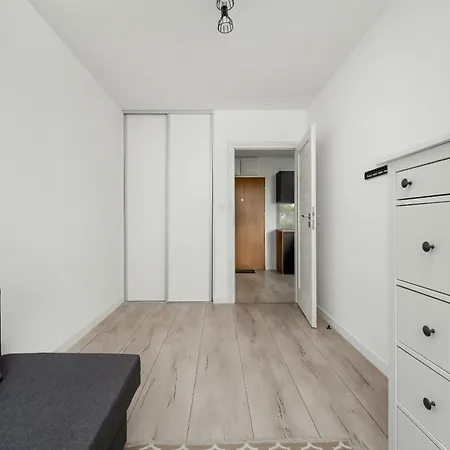 Blisko Rzeki Tuz Przy Porcie We Wroclawiu Z Parkingiem By Renters דירה *