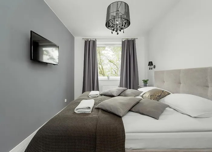 Blisko Rzeki Tuz Przy Porcie We Wroclawiu Z Parkingiem By Renters דירה ורוצלב