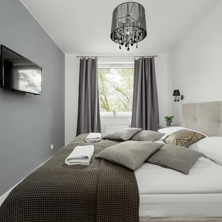 Blisko Rzeki Tuz Przy Porcie We Wroclawiu Z Parkingiem By Renters Apartment Wroclaw