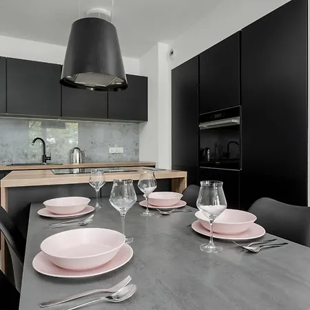 Blisko Rzeki Tuz Przy Porcie We Wroclawiu Z Parkingiem By Renters *